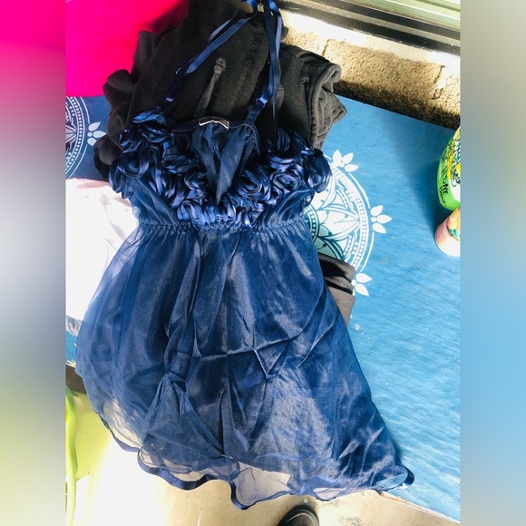 Victorias Secret Vinntage Satin Short Babydoll Lingerie - Picture 3 of 3